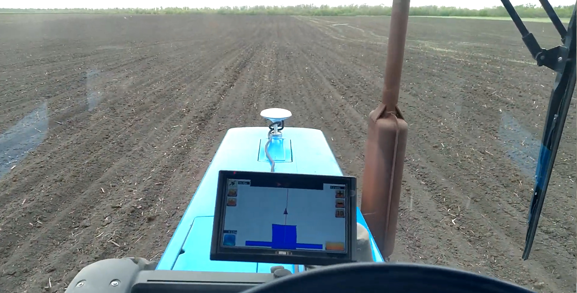 Використання агронавігатора для обприскування поля