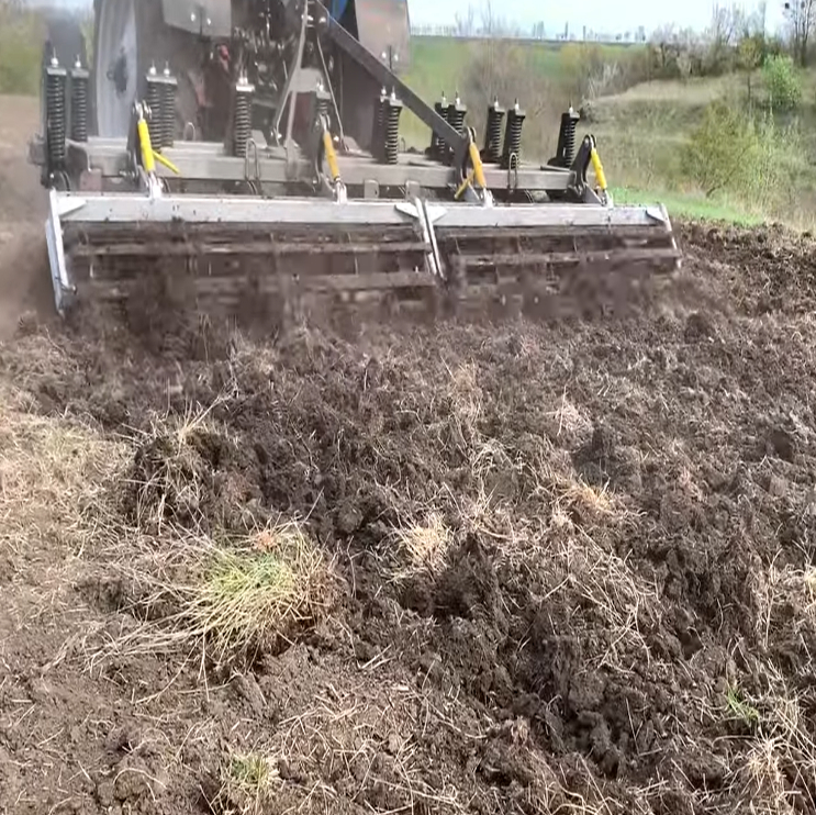 Культиватор і борони