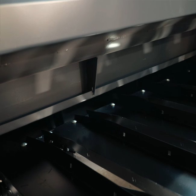 Жатка для збирання соняшнику ЖСН-9.1 і комбайн Джон Дір